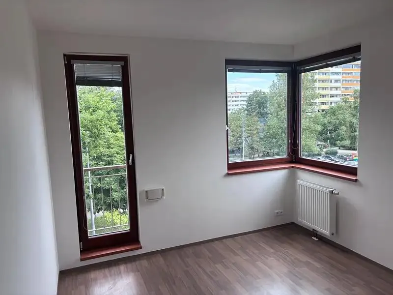 3+kk, Štúrova, Praha 4 - Lhotka