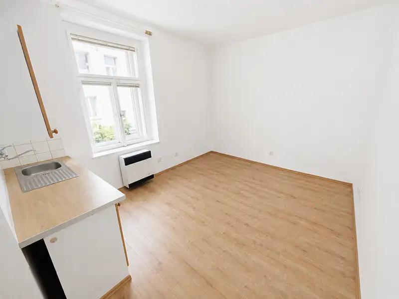 1+kk, Starochuchelská, Praha 5 - Velká Chuchle