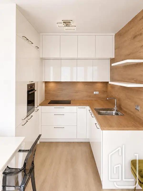 2+kk, Staromlýnská, Praha 9 - Vysočany