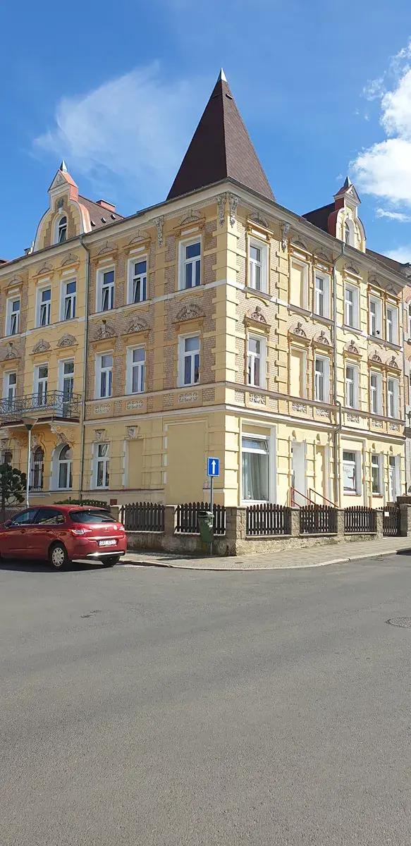 2+1, Josefa Suka, Teplice, Ústecký kraj