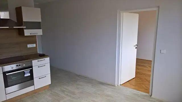 1+1, Fibichova, Karlovy Vary, Karlovarský kraj