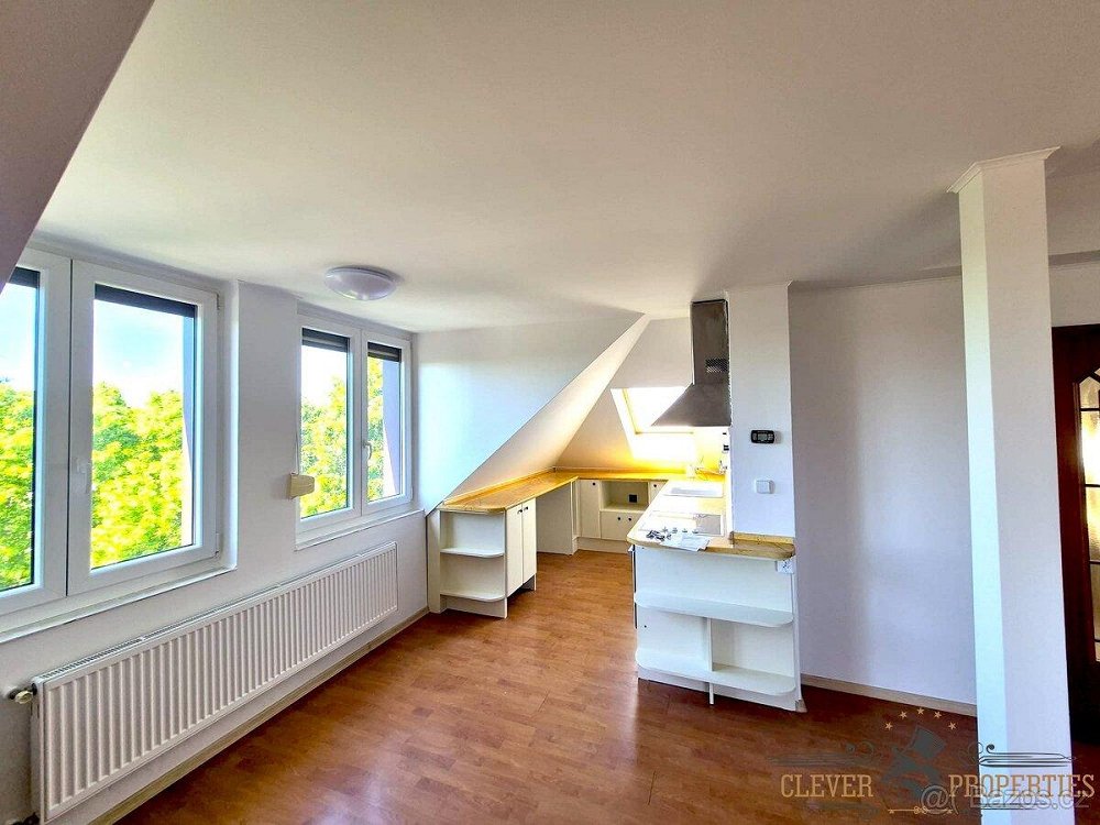 2+kk, Opatovice nad Labem, Pardubice, Pardubický kraj