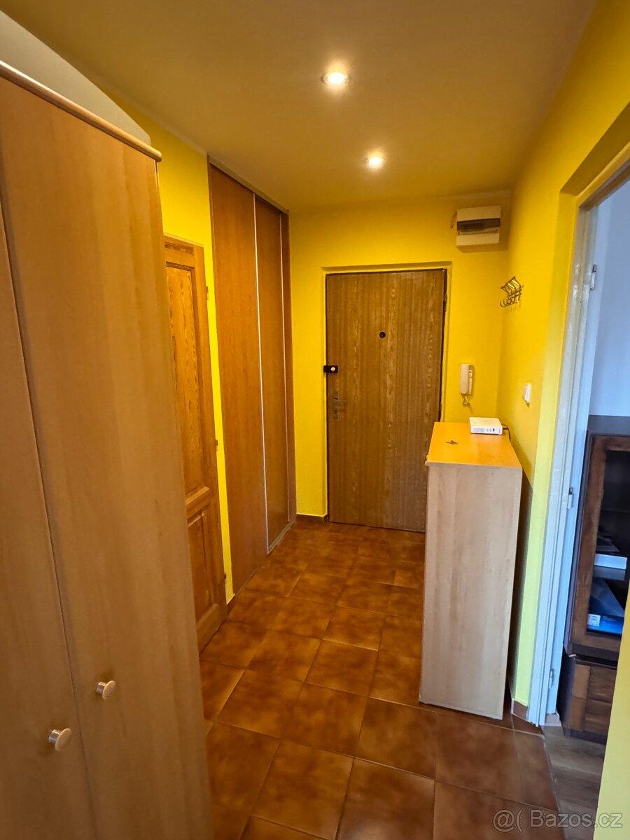 1+1, Pardubice, Pardubický kraj