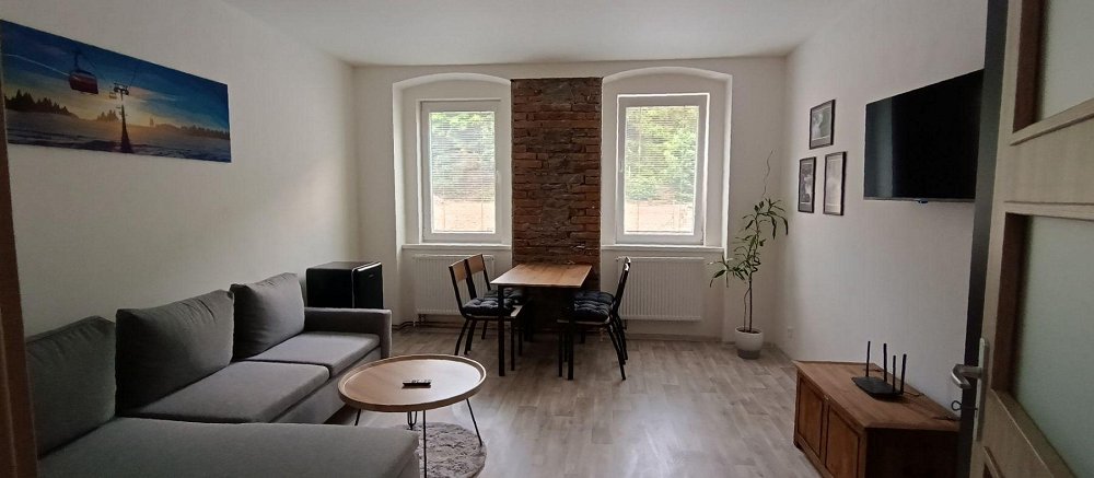 2+1, K Lanovce, Jáchymov, Karlovy Vary, Karlovarský kraj