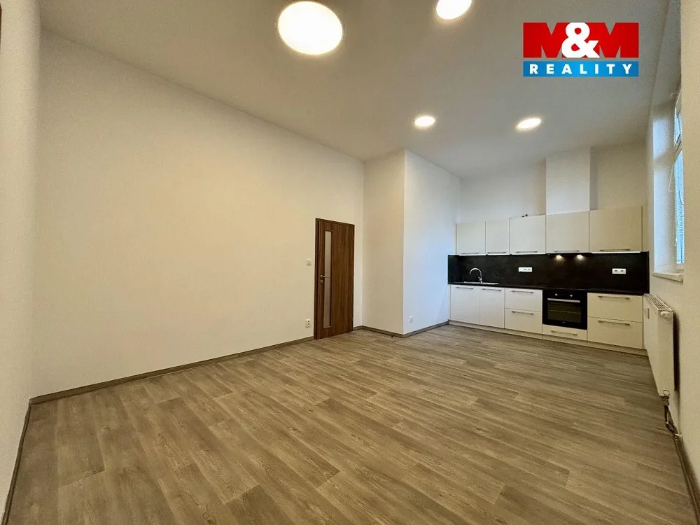 2+kk, Ruská, Ostrava-město, Moravskoslezský kraj