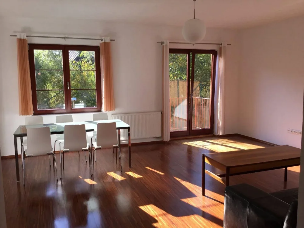 3+1, Komenského, Černošice, Praha-západ, Středočeský kraj
