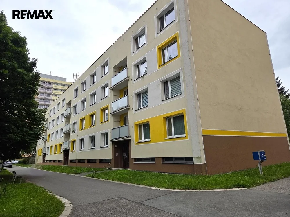 1+1, Hrubínova, Hradec Králové, Královéhradecký kraj