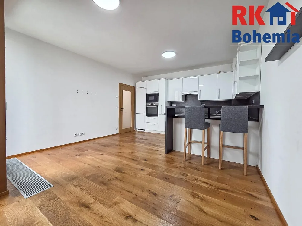 2+kk, Na Křtině, Praha 4 - Újezd u Průhonic