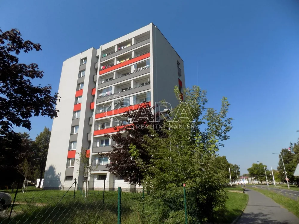 1+1, Blahoutova, Pardubice, Pardubický kraj