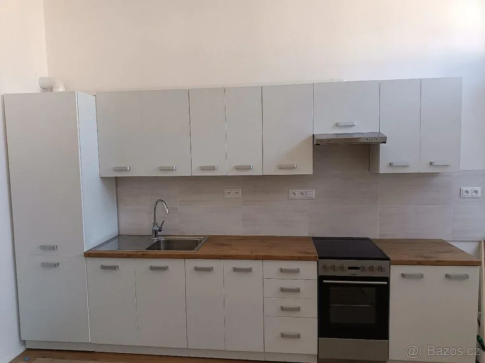 1+1, Revoluční, Žďár nad Sázavou, Kraj Vysočina