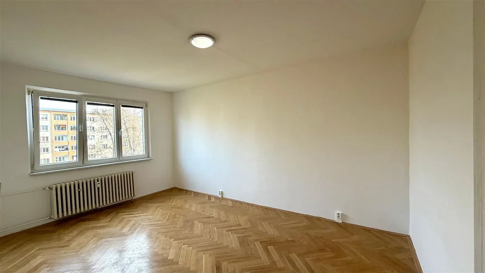 1+1, 17. listopadu, Cheb, Karlovarský kraj