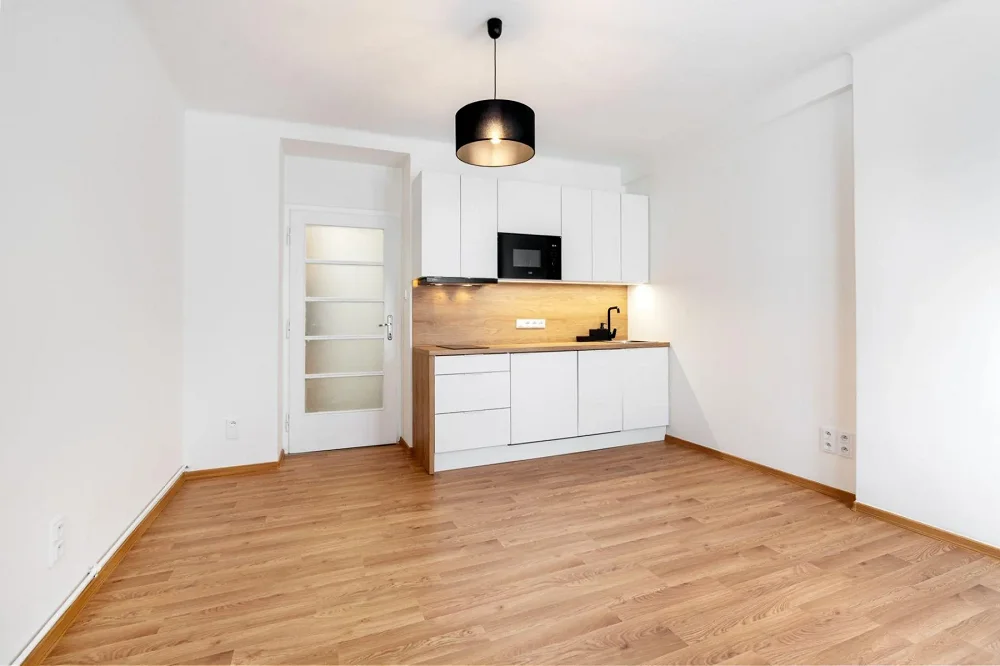 1+kk, Strančická, Praha 10 - Strašnice