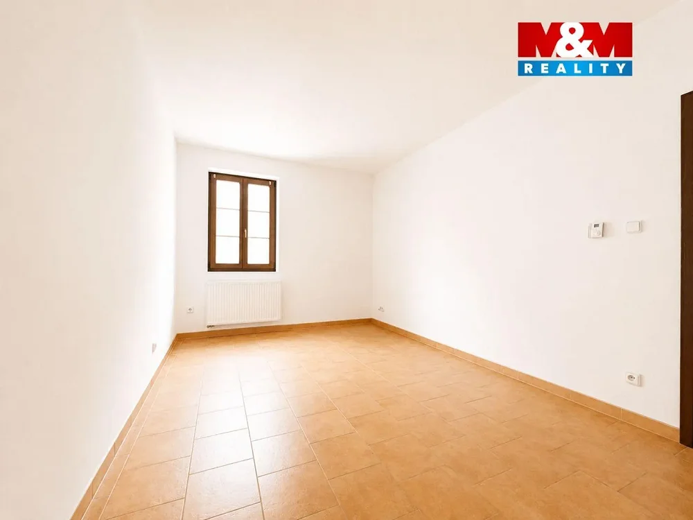 1+1, Jarošovská, Jindřichův Hradec, Jihočeský kraj