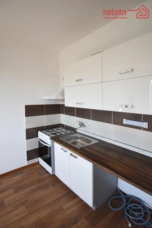 1+1, Královéhradecká, Klášterec nad Ohří, Chomutov, Ústecký kraj