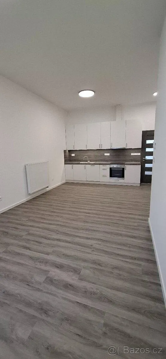 2+kk, Komenského, Prostějov, Olomoucký kraj