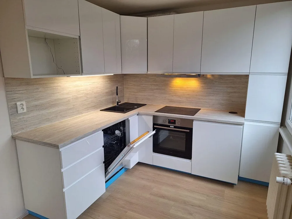 3+kk, Na růžovém poli, Kladno, Středočeský kraj
