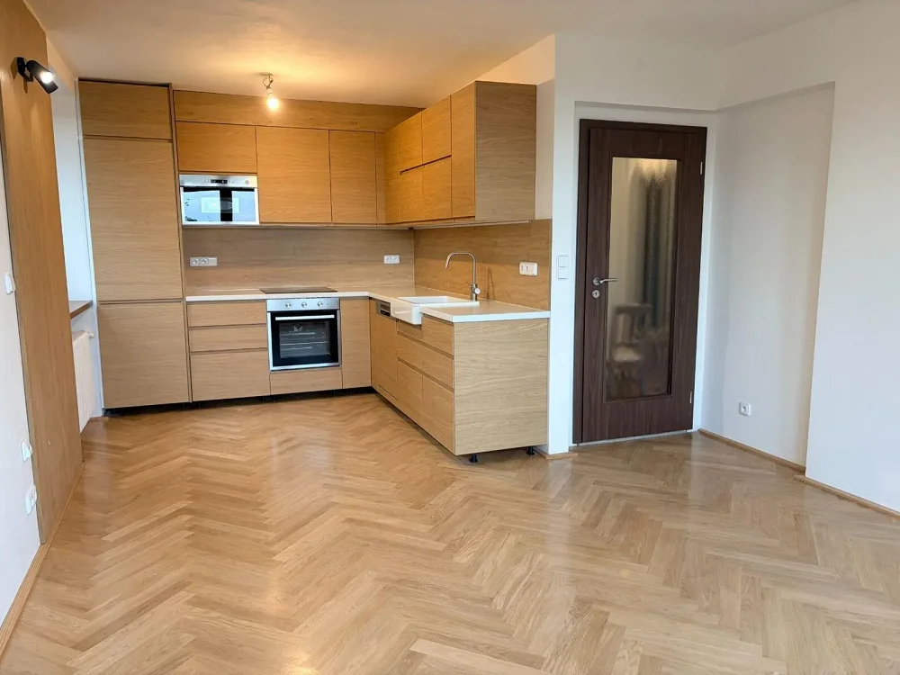 2+kk, Nad Santoškou, Praha 5 - Smíchov