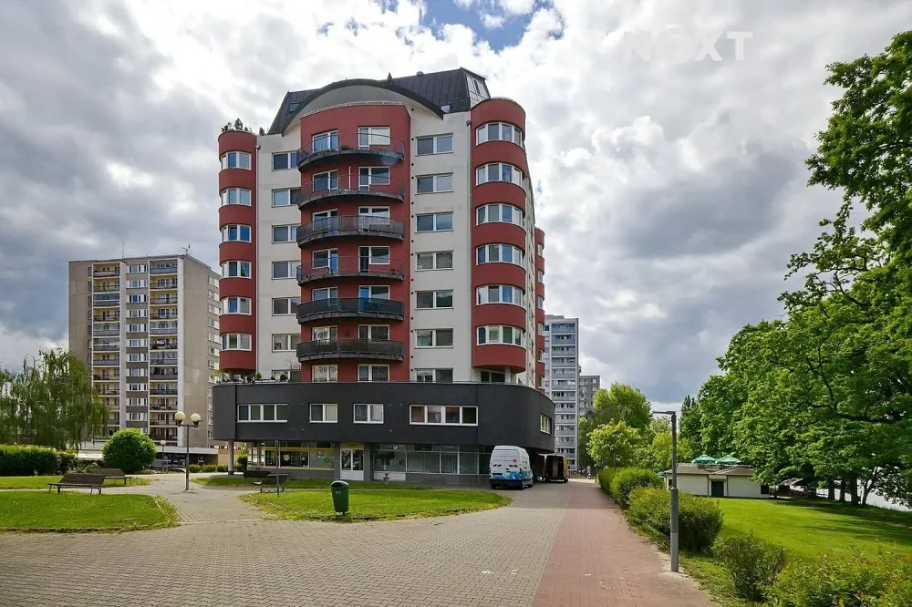 2+kk, nábřeží Závodu míru, Pardubice, Pardubický kraj