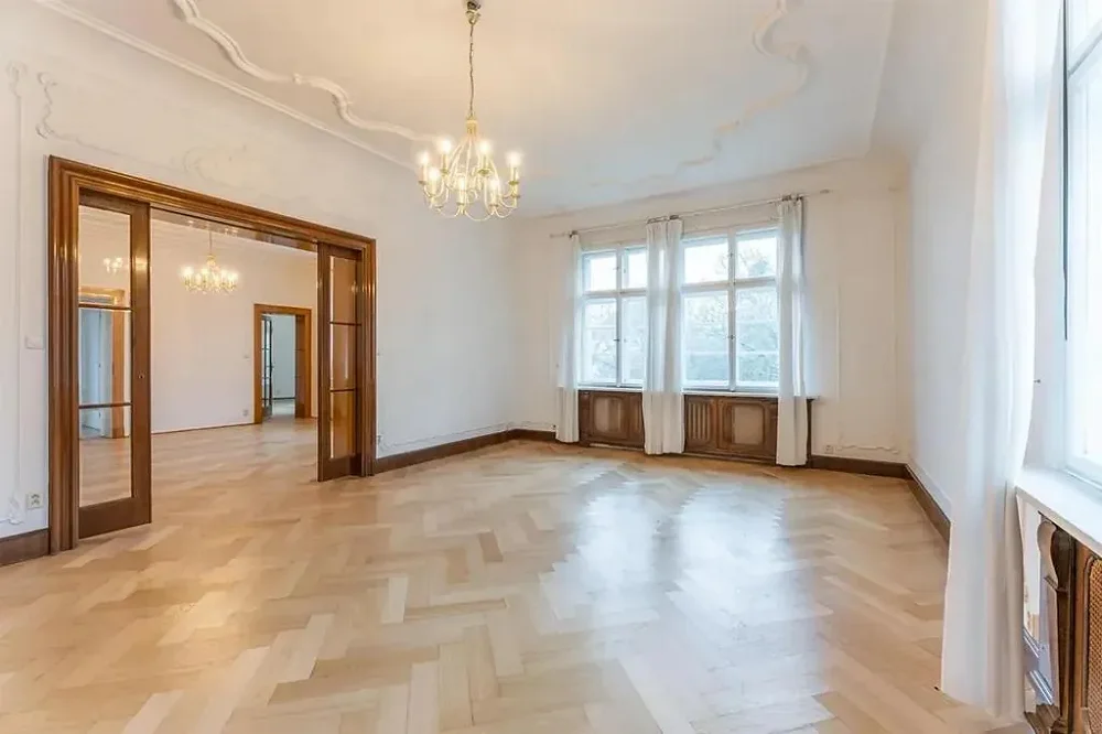 6 a více, Slunná, Praha 6 - Střešovice