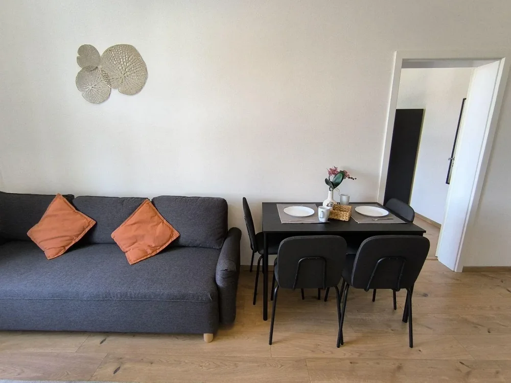 2+kk, Strakonická, Praha 5 - Lahovice