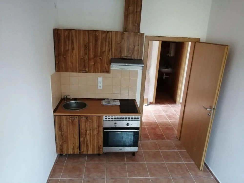 2+kk, Husovo náměstí, Sezimovo Ústí, Tábor, Jihočeský kraj
