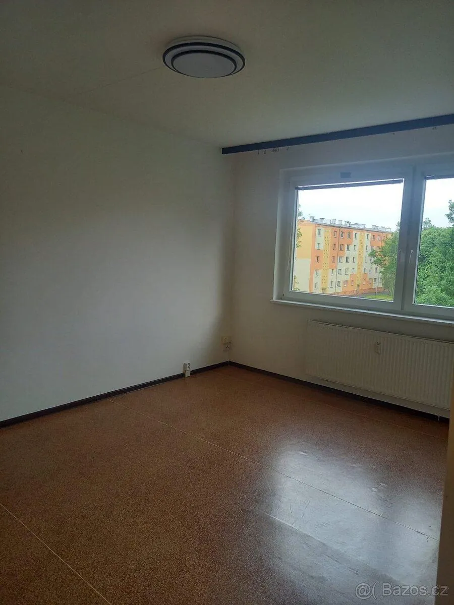 2+1, Karlovy Vary, Karlovarský kraj