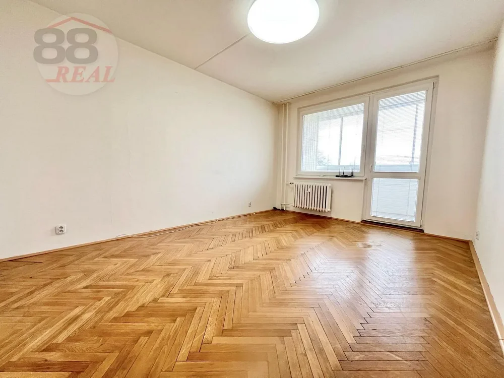 2+1, Jana Ámose Komenského, Klášterec nad Ohří, Chomutov, Ústecký kraj