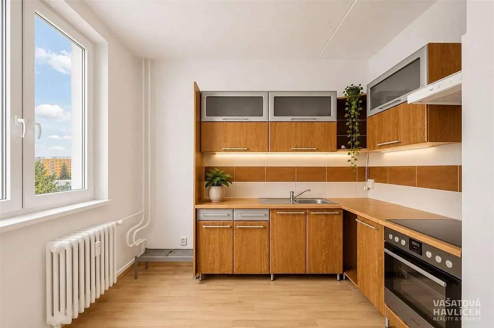1+1, třída Edvarda Beneše, Hradec Králové, Královéhradecký kraj