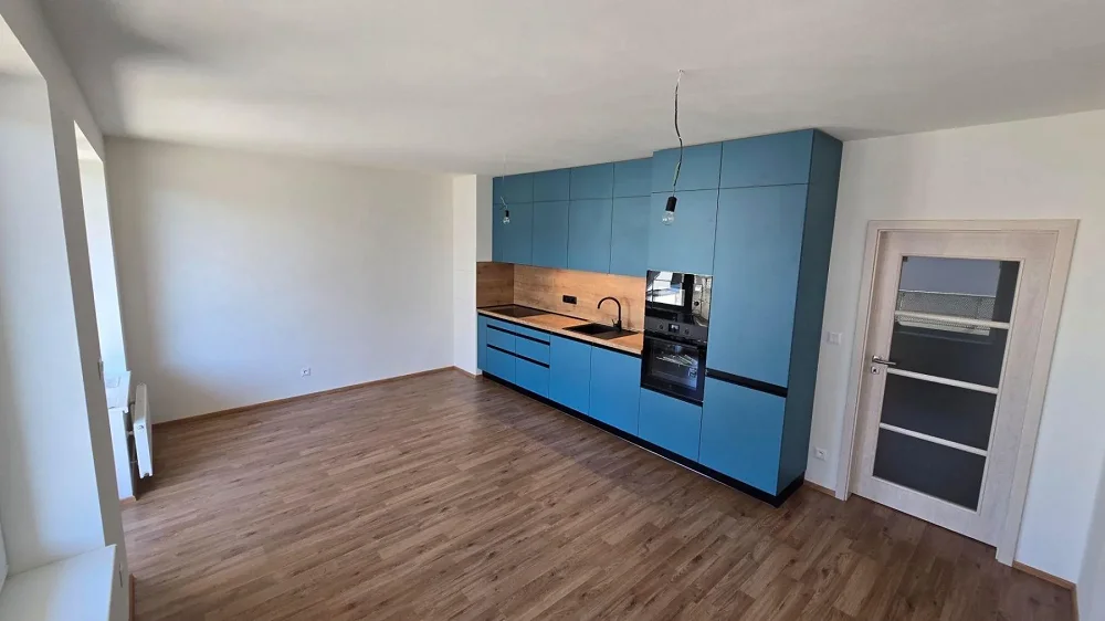 2+kk, Nová Tesla, Pardubice, Pardubický kraj