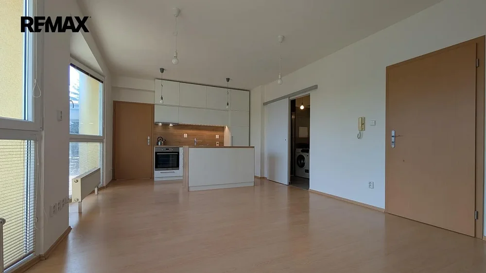 2+kk, Račiněveská, Praha 9 - Újezd nad Lesy