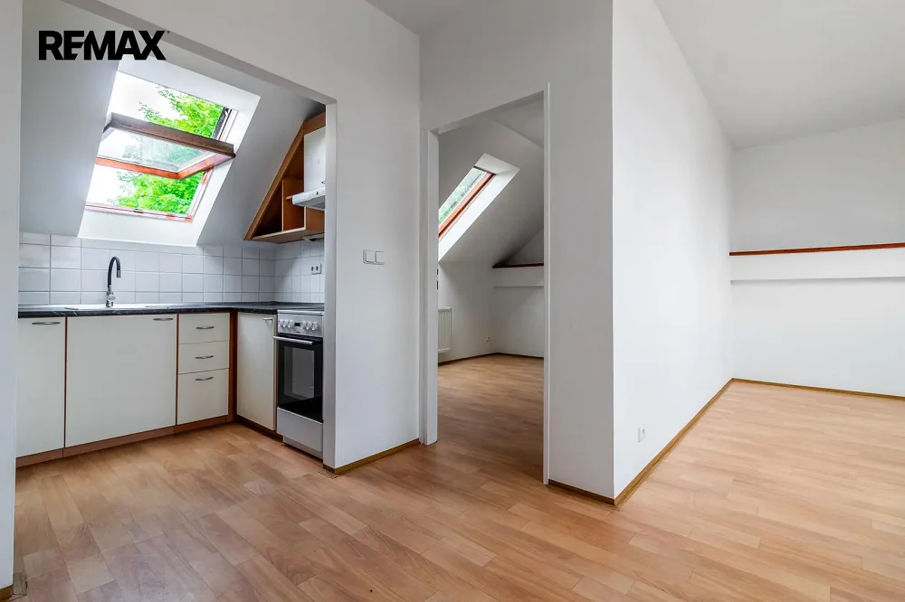 3+kk, V Uličce, Jesenice, Praha-západ, Středočeský kraj