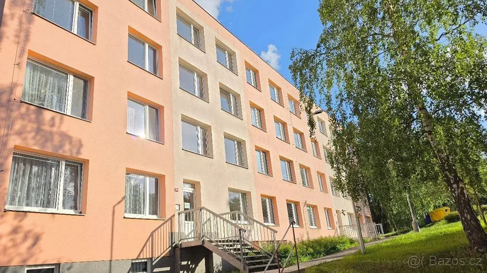 1+1, Nad Stadionem, Králův Dvůr, Beroun, Středočeský kraj