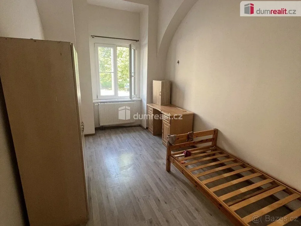 pokoj, Zenklova, Praha 8 - Libeň