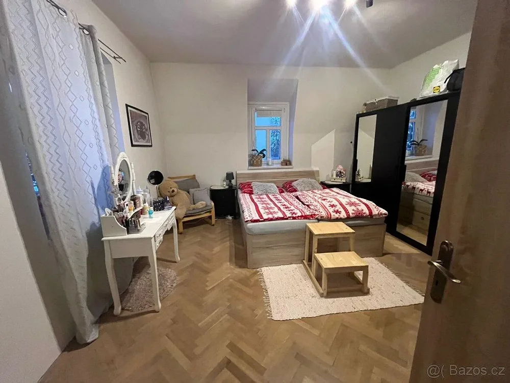 2+1, Karlovy Vary, Karlovarský kraj