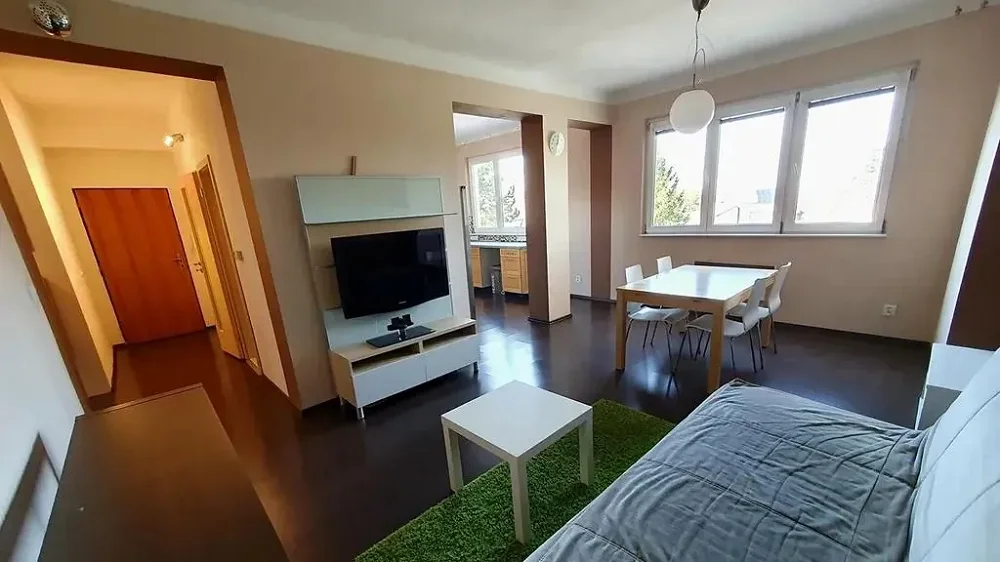 2+1, V Poustkách, Tursko, Praha-západ, Středočeský kraj