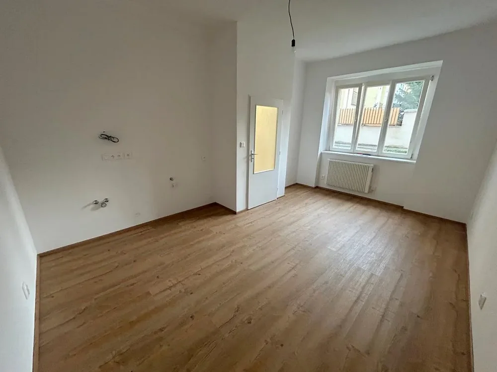 1+kk, Věšínova, Praha 10 - Strašnice