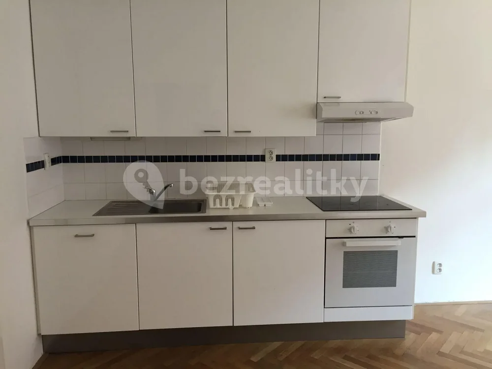 2+kk, Starostrašnická, Praha 10 - Strašnice