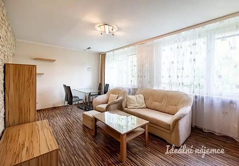 3+kk, Šimůnkova, Praha 8 - Kobylisy