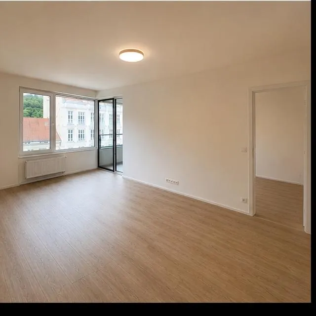 2+kk, Hlavní město Praha