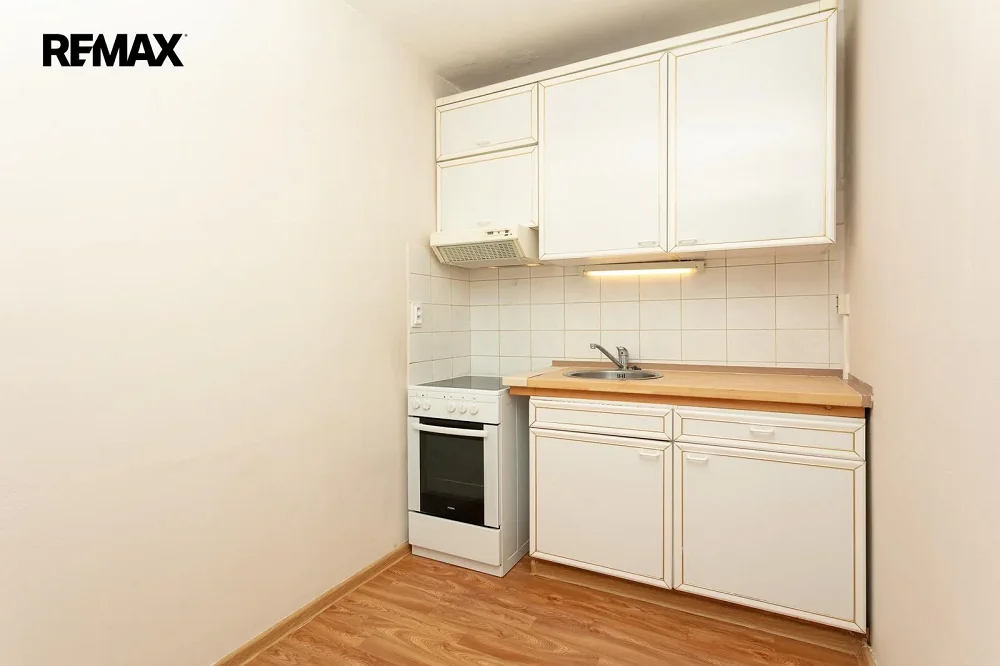 1+kk, Jelínkova, Praha 8 - Kobylisy