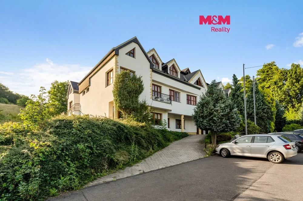 2+kk, Ústecká, Chlumec, Ústí nad Labem, Ústecký kraj