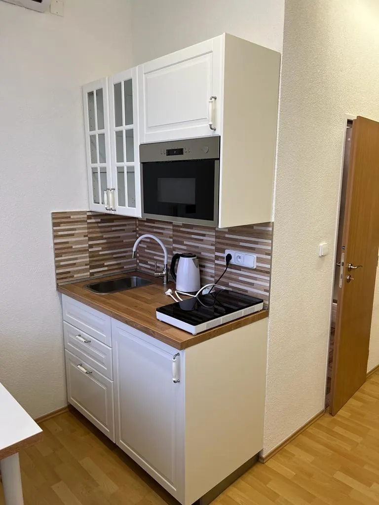 1+kk, Mostní, Zlín, Zlínský kraj