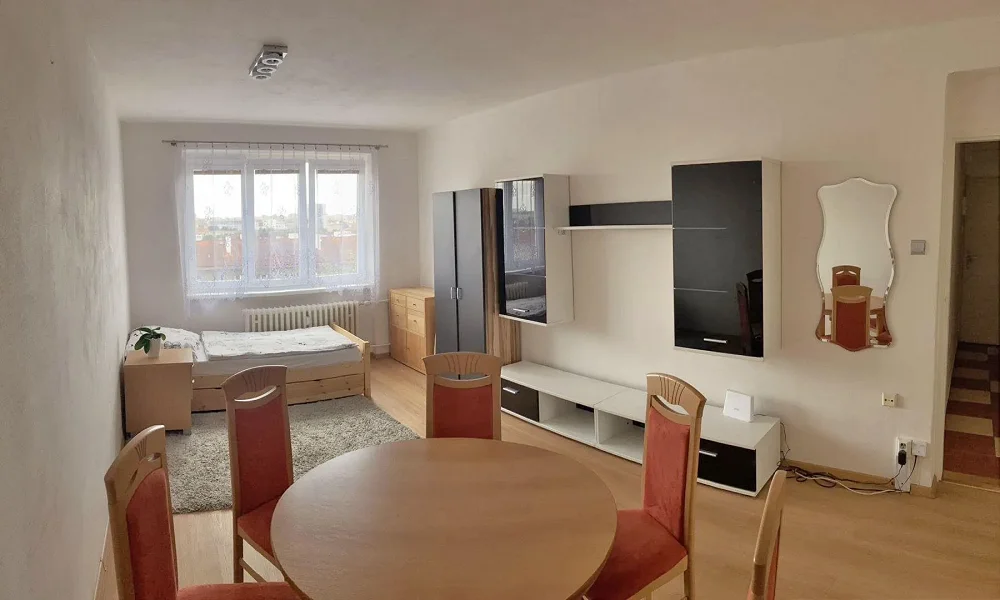 2+1, Černokostelecká, Praha 10 - Strašnice