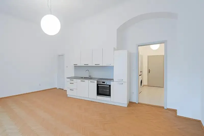 2+kk, Křižíkova, Praha 8 - Karlín
