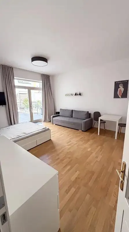 1+kk, Terasa Lavande (Praha 2 - Vinohrady)
