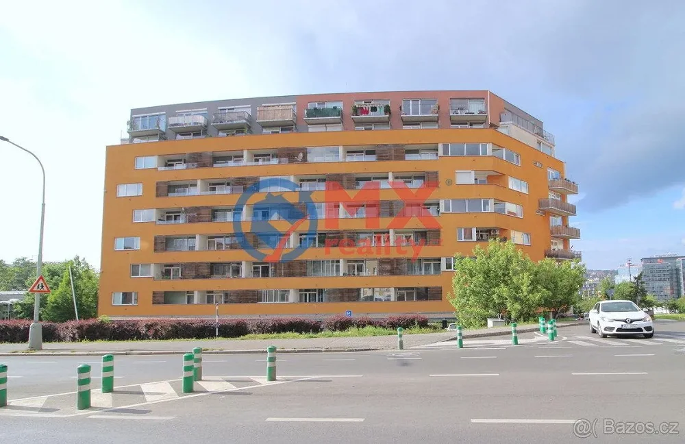 1+kk, Skloněná, Praha 9 - Vysočany