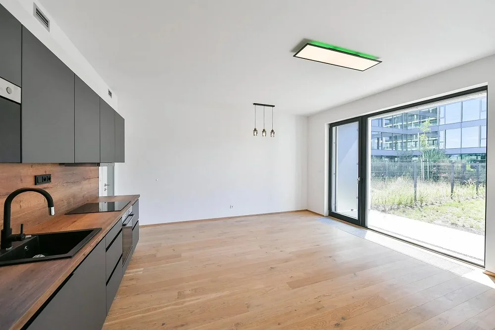 2+kk, Sokolova, Praha 8 - Karlín