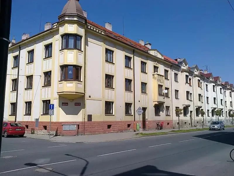 1+1, Boleslavská třída, Nymburk, Středočeský kraj