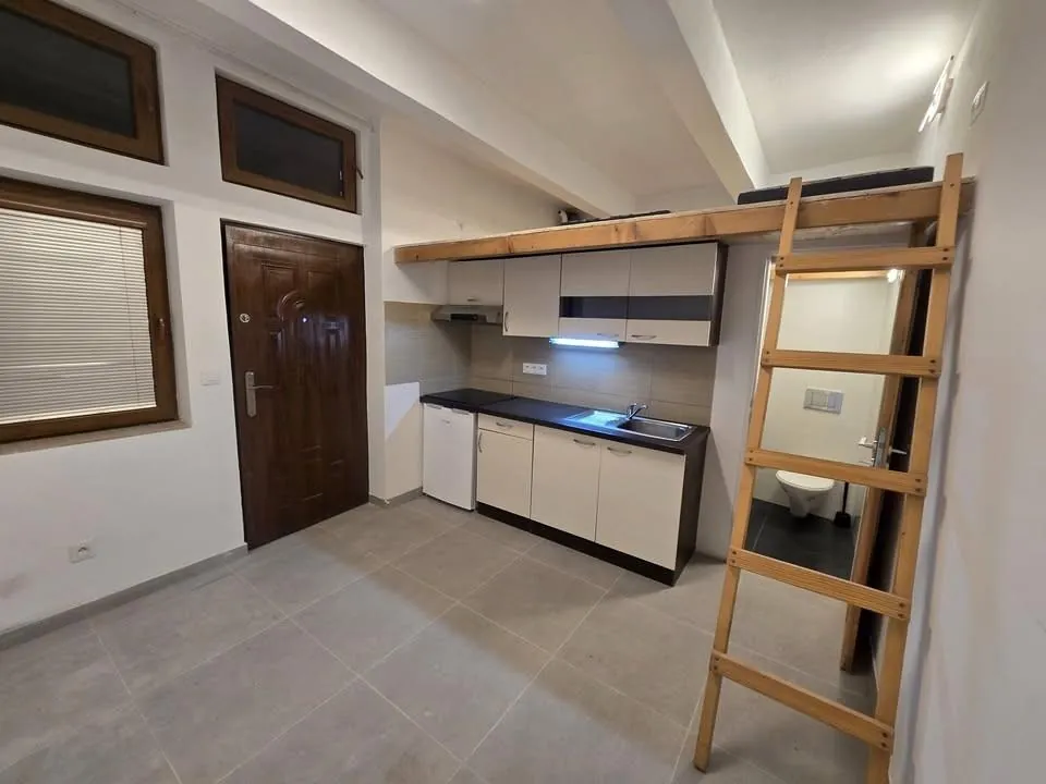1+kk, Mošnova, Praha 5 - Smíchov