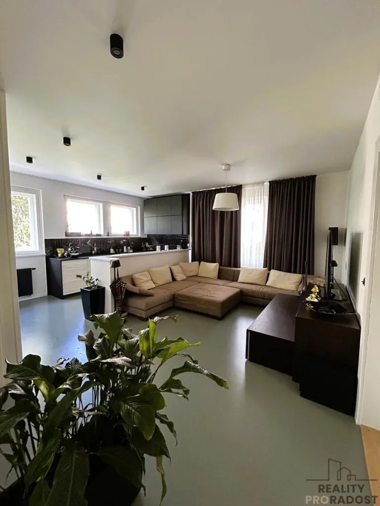 2+kk, Střešovická, Praha 6 - Střešovice